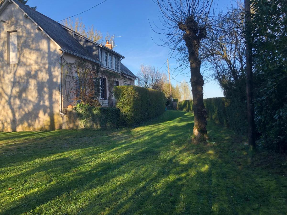 Behuard : Maison Vue Loire Luaran gambar